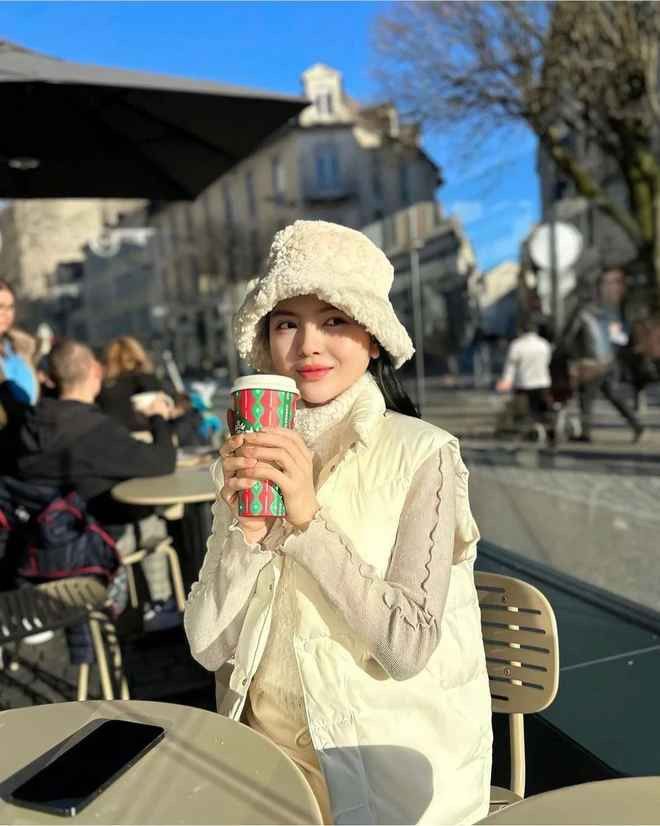 Câu chuyện đáng yêu của Quang Hải và Chu Thanh Huyền khiến dân mạng thích thú vì quá dễ thương.