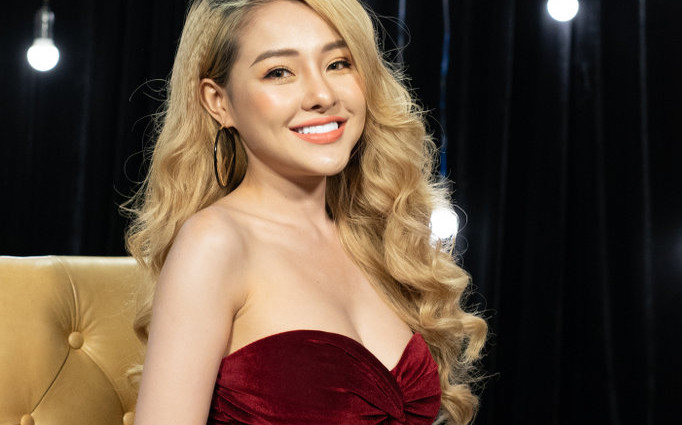 Thậm chí, Lương Bằng Quang cũng nói trong clip: "Hôm nay video trên tinh thần là các bạn chỉ nghe một mình Quang nói thôi nha. Và đôi khi bạn gái mình ăn trong tình trạng giận, bạn ấy sẽ bấm điện thoại liên tục và không nói gì nhiều hết, bạn ấy một khi đã quạu rồi thì sẽ quạu tứ bề, chuyện gì cũng có thể bực bội được hết…"