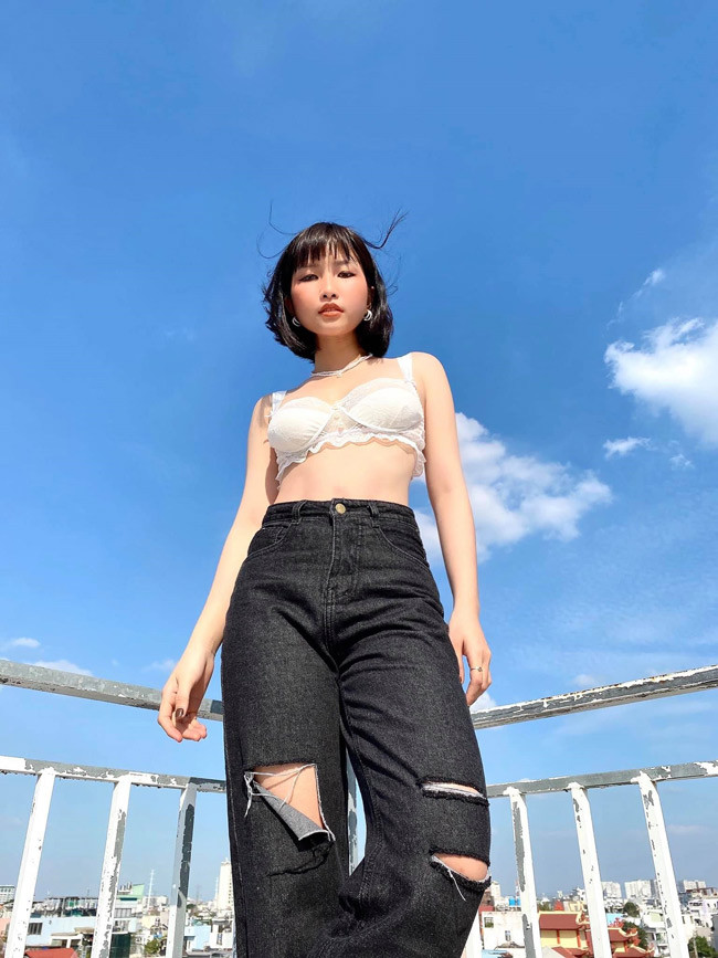 Heri Trương chia sẻ, cô từng khá mập mạp, vóc dáng thiếu cân đối. Nhưng năm 18 tuổi, cô quyết tâm tập gym để thay đổi ngoại hình.