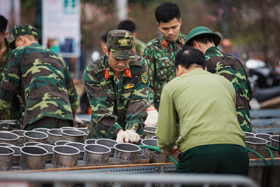 Quá trình kiểm tra đến đâu đều được niêm phong đến đó để đảm bảo cho việc bắn pháo hoa được an toàn hiệu quả.