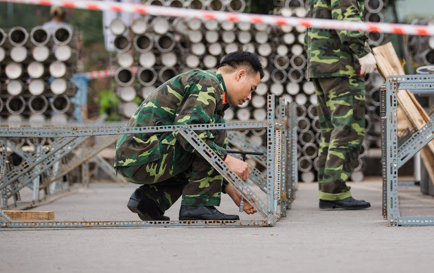 Theo thông báo, năm nay Hà Nội tổ chức bắn pháo hoa tại tất cả 30 quận, huyện, thị xã (6 điểm tầm cao và 24 điểm bắn tầm thấp). Thời gian bắn là 15 phút, kinh phí lấy từ nguồn xã hội hóa.