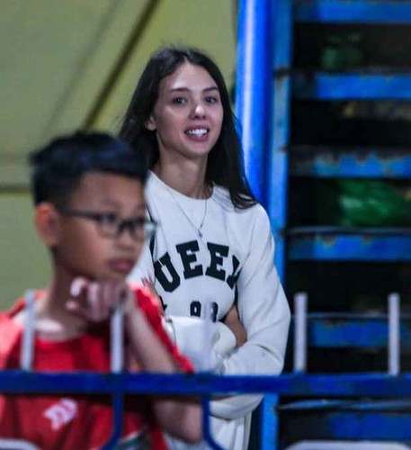 Dianka trang điểm nhẹ nhàng những vẫn tươi tắn bởi nàng WAG sở hữu làn da trắng mịn, gương mặt thu hút