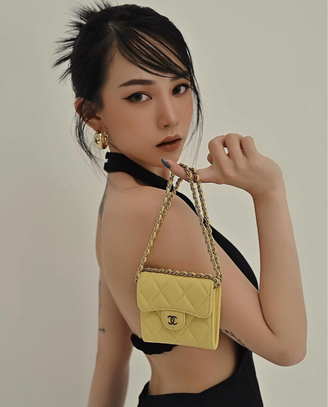 Dù đã là gái một con nhưng Joyce Phạm - ái nữ đầu lòng của đại gia Minh Nhựa vẫn khiến nhiều người phải nghiêng ngả vì nhan sắc và cách ăn mặc.