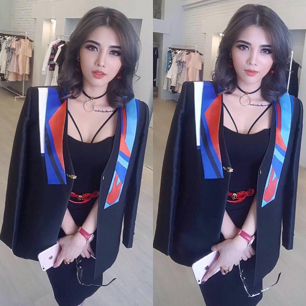 Claret Giang Lê thường xuất hiện bên xe sang và trang phục đắt đỏ.