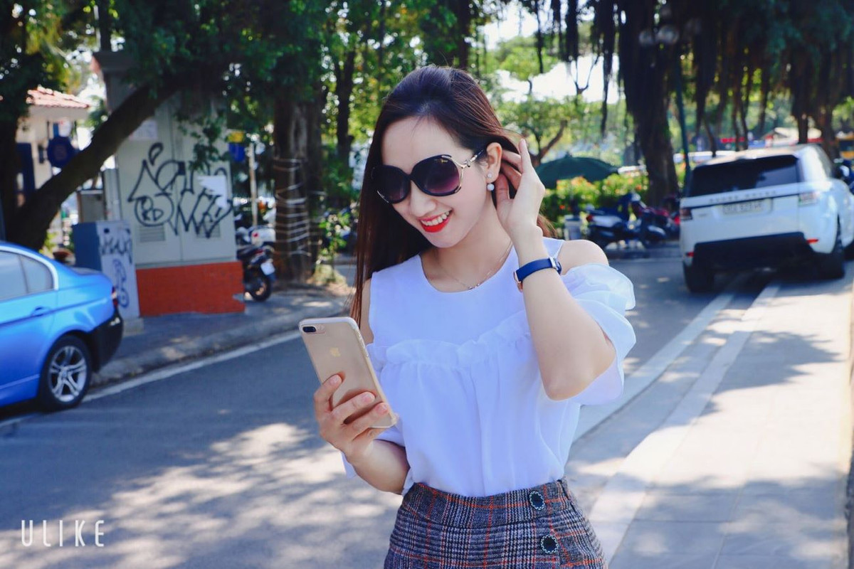 Hằng ngày, trước khi lên lớp, Hà Thị Duyên đều chuẩn bị kỹ giáo án, thu hút học sinh vào đúng trọng tâm bài học, tránh bị phân tâm bởi những yếu tố khác. Mỗi khi lên lớp cô thường chọn những trang phục nhã nhặn, thanh lịch, độ ôm vừa phải, tránh những trang phục quá ngắn.