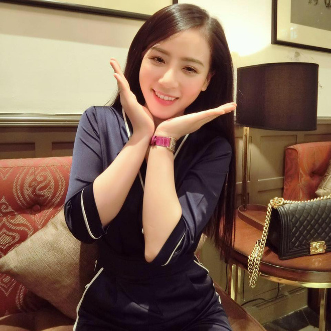 Dù không tham gia hoạt động nghệ thuật, không đóng phim hay ca hát nhưng lượt theo dõi trên trang cá nhân của hot girl Việt - Lan Phương vẫn sở hữu vẫn cao ngất ngưởng.