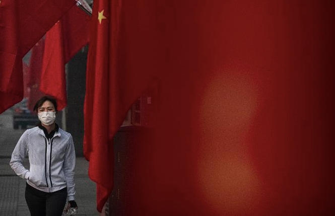 Dai dich virus corona: Nhung nguoi bi hat hui tren chinh dat nuoc minh