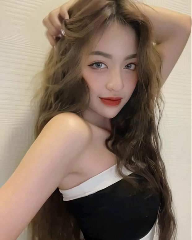 Cái tên hot girl "trứng rán cần mỡ" - Trần Thanh Tâm chẳng còn xa lạ gì với dân mạng. Cô nàng này là một trong những gương mặt thị phi nhất nhì năm 2020.