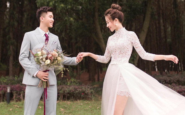 Văn Đức là một trong những cái tên nổi lên nhanh nhất trong dàn U23 Việt Nam sau giải đấu tại Thường Châu. Với màn thể hiện xuất sắc cùng đồng đội, Đức "cọt" được nhiều người hâm mộ gọi là "Văn Quyến" mới ở SLNA.