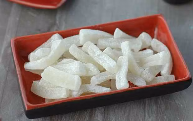 Trái ngược với mứt dừa được ưa chuộng thì mứt bí lại khá ngấy và cực kỳ béo.