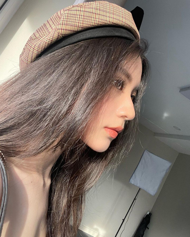 Bản thân Bâu còn từng tự đùa bản thân mình thuộc team "need no filter" (người chơi hệ không filter).