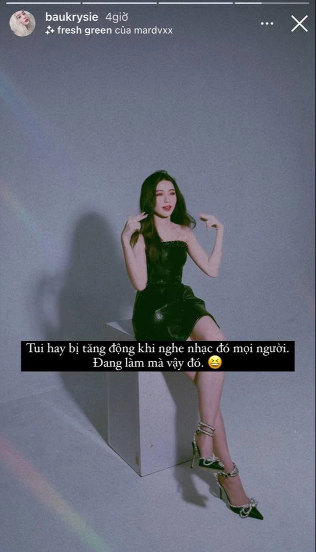 Điểm nhấn trong bức ảnh của hot girl Bâu chắc chắn chính là đôi chân dài đã dài lại còn thon.