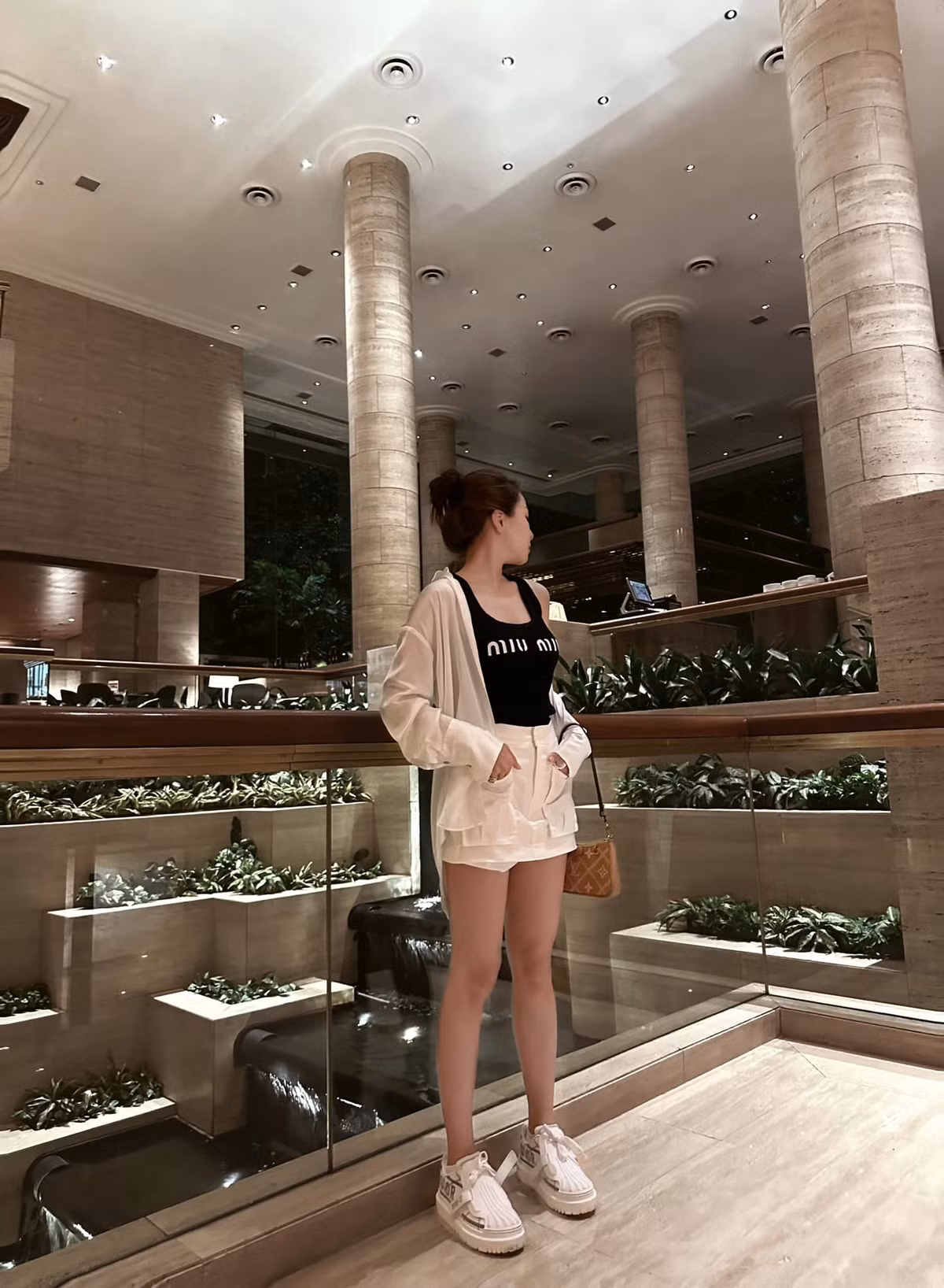 Hiện tại, tuy không còn hoạt động nghệ thuật, tập trung kinh doanh và tận hưởng cuộc sống riêng, Trâm Anh vẫn thu hút được lượng fans "khủng".