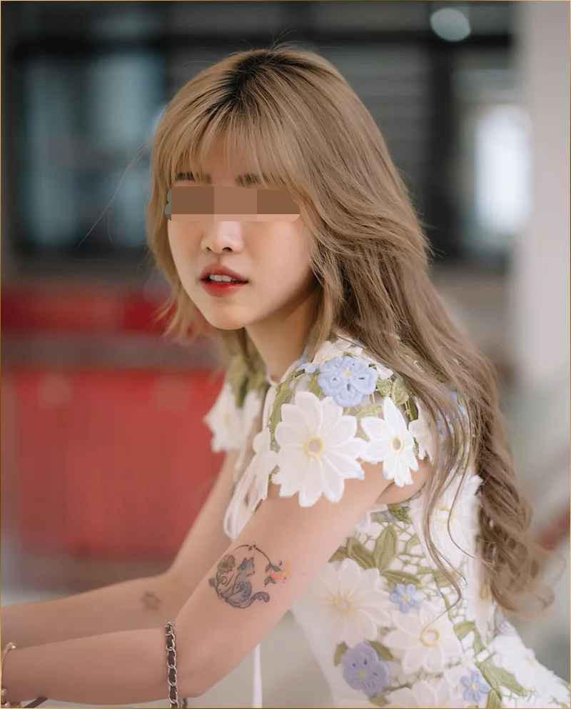 B.B.D vào vai cô người yêu ngang ngược còn chồng cũ S.T thì tìm đủ mọi cách để dỗ dành, yêu thương và chiều chuộng cô.