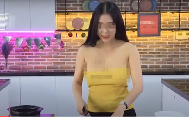 An mac che nai day nau an, nu Youtuber nhan 