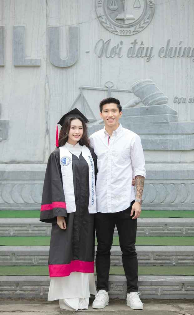 Doãn Hải My sinh năm 2001, từng lọt Top 10 Hoa hậu Việt Nam 2020, đạt danh hiệu Người đẹp tài năng.