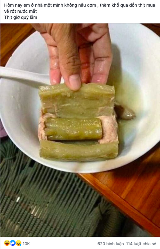 Thèm mướp đắng nhồi thịt nhưng khi đặt ở quán về.... Thịt thì ít nhưng mướp thì nhiều...