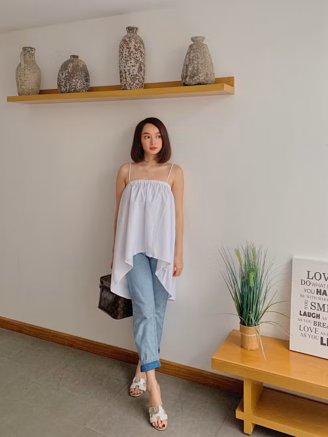 Cũng như nhiều chị em khác, Kaity Nguyễn có niềm đam mê với những loại trang phục rộng rãi.