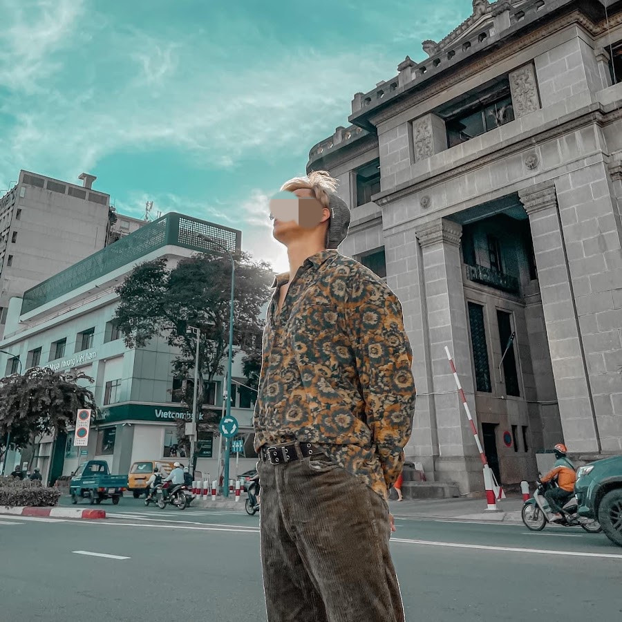 Hiện tại, vẫn chưa rõ chính xác ai là người đăng bài nhưng netizen đã tràn vào và bày tỏ quan điểm của mình.