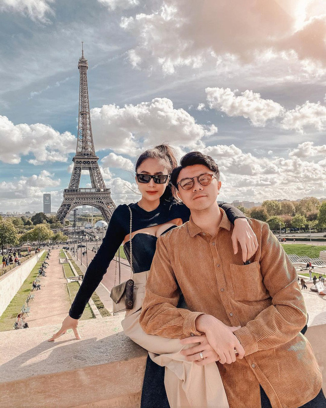 Tuy nhiên sau khi kết hôn với Văn Quỳnh - cháu ngoại cố PGS Văn Như Cương, Kiều Anh đã dần rút khỏi showbiz, toàn tâm toàn ý chăm sóc cho gia đình.