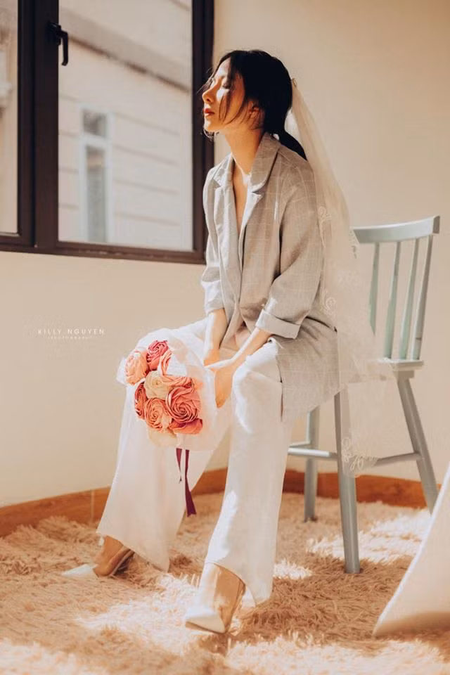 Như Quỳnh luôn hiểu bản thân cô phải cố gắng rất nhiều hơn nữa nếu muốn trở thành diễn viên chuyên nghiệp.