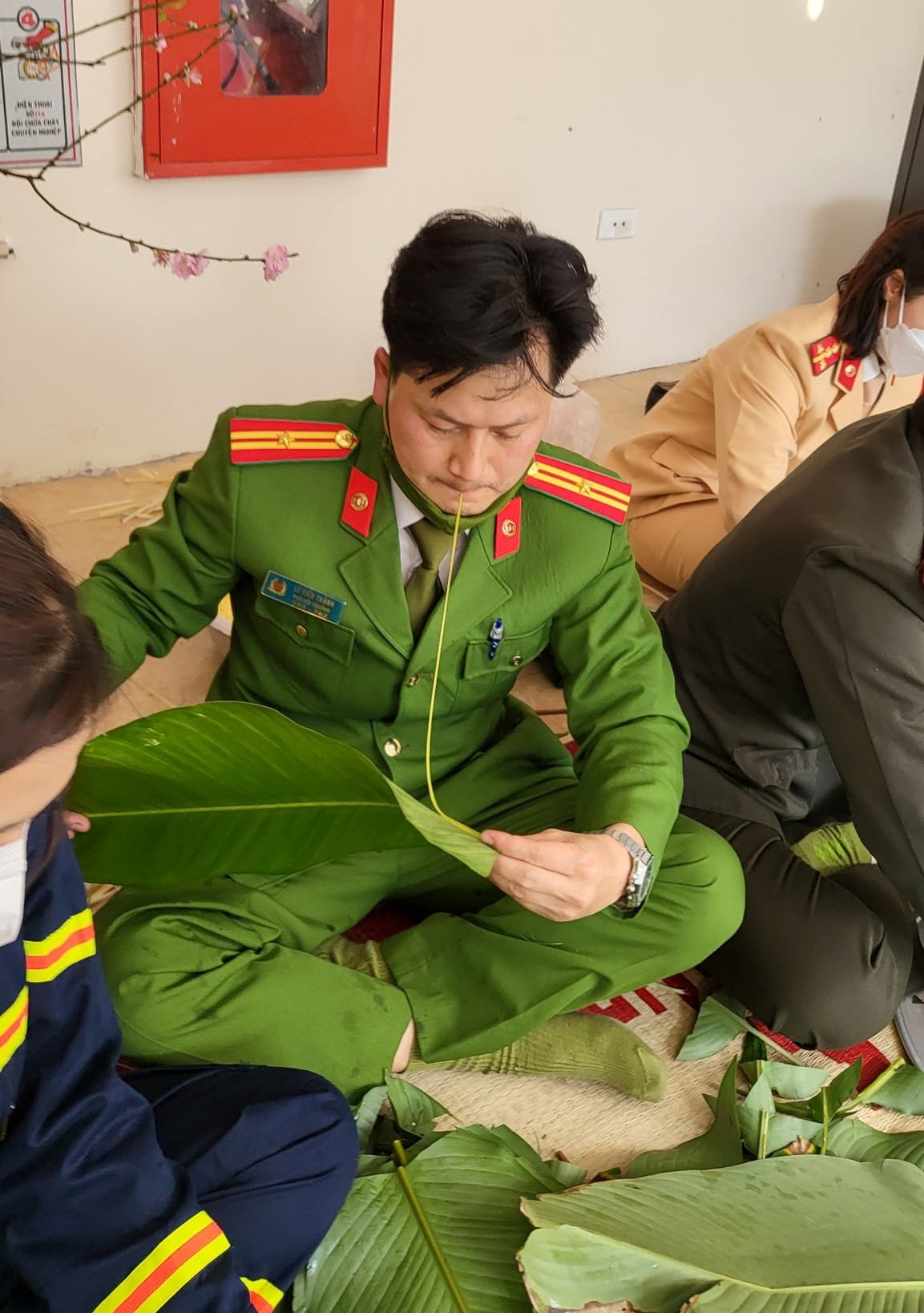 Để đảm bảo tuyệt đối an toàn cho người dân yên tâm đón Tết, cán bộ chiến sĩ của đơn vị Phòng cháy chữa cháy và cứu nạn cứu hộ CAQ quận Bắc Từ Liêm đều được huy động 100% quân số trực chiến, không ai được về nhà.