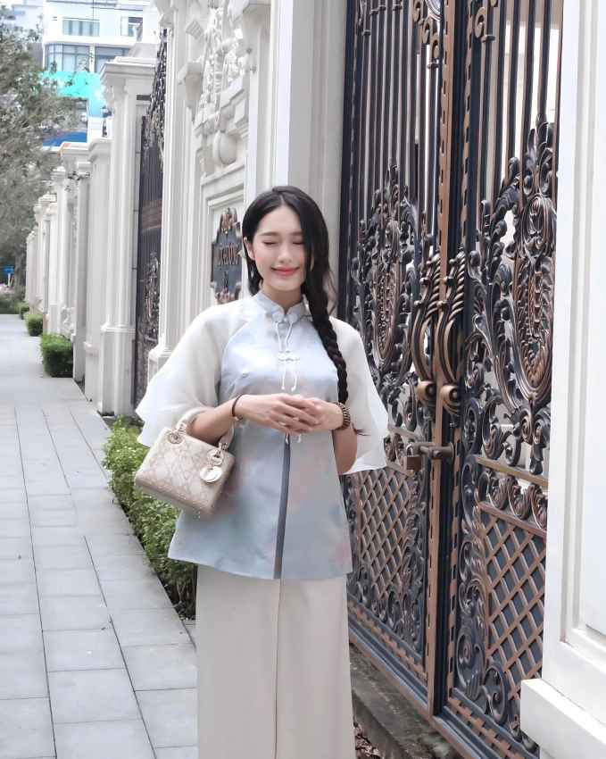 Bên cạnh đó dân mạng còn phát hiện ra một điểm thay đổi của Doãn Hải My.