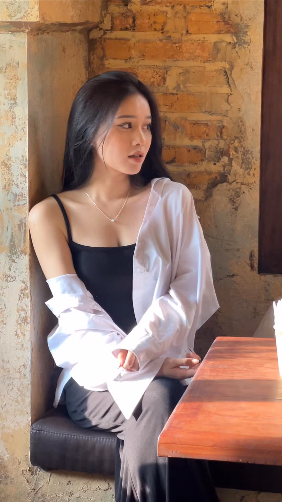 Hoa Mỹ là sinh viên khoa Tiếng Nhật thương mại, trường Đại học Ngoại Thương Hà Nội.