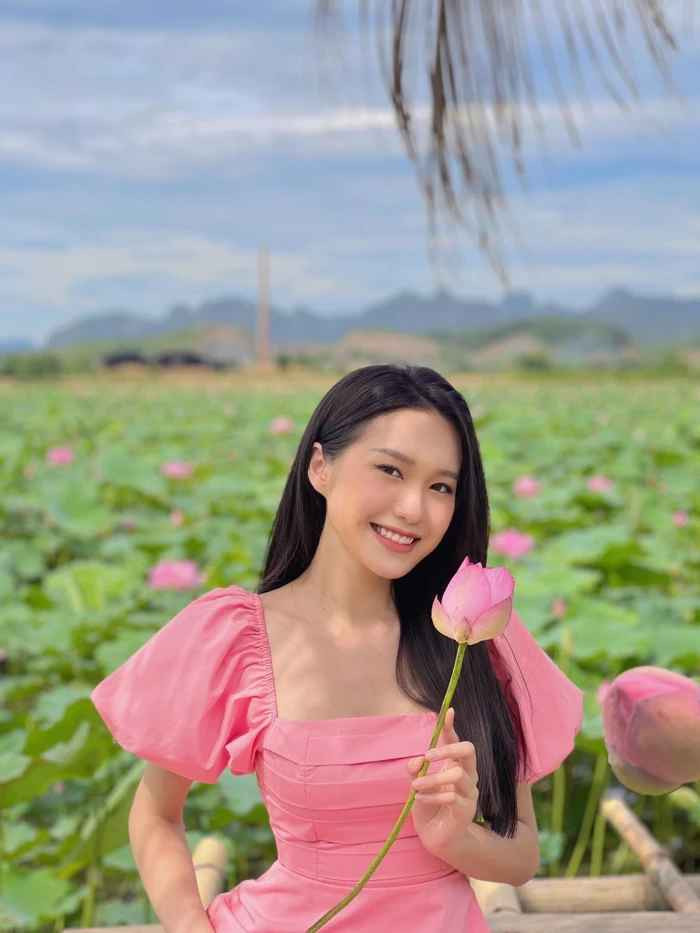 Vài tháng sau cuộc thi Hoa hậu Việt Nam 2020, Đoàn Hải My và Văn Hậu chính thức thành đôi. Tuy nhiên, cả hai vẫn giữ kín mối quan hệ trước khán giả để giữ sự riêng tư cho mối quan hệ. Khi tình cảm đủ chắc chắn, họ xin phép gia đình được công khai với mọi người.