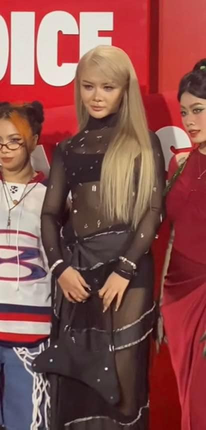 Nhiều người nhận xét Xuân Ca không quá nổi bật như các clip trên mạng nhưng vẫn khá dễ thương.