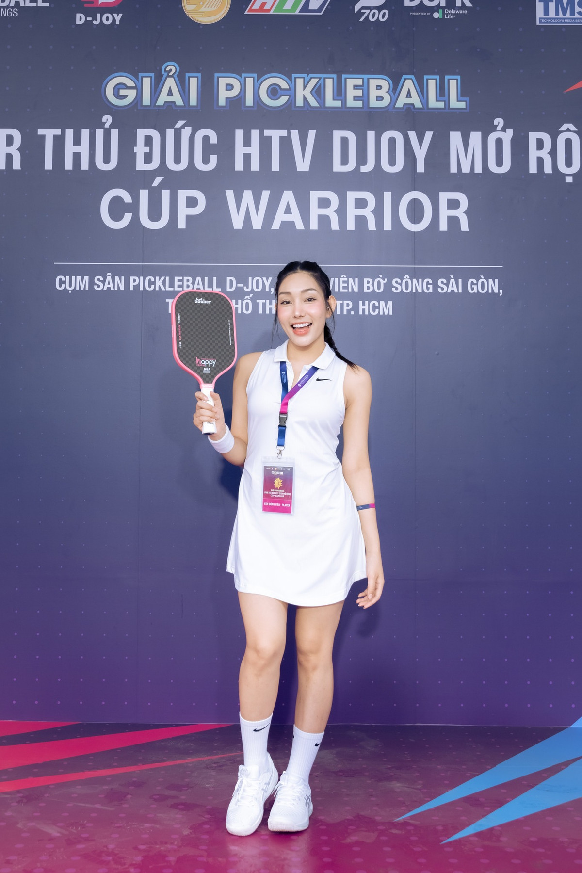 “Lối đá của tuyển Việt Nam năm nay, đặc biệt là từ lúc có tiền đạo Xuân Son trong đội hình rất đa dạng và đẹp mắt, cuốn hút người xem. Các cầu thủ cũng chơi gắn kết hơn, ghi bàn nhiều hơn”. Minh Châu cho biết thêm.