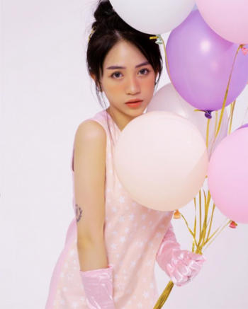 Bên dưới bình luận, nhiều người cũng bày tỏ sự ngạc nhiên trước hình ảnh mới của Joyce Phạm.