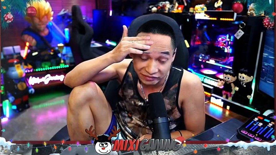 Bởi bình thường Độ Mixi trung thành kiểu undercut vuốt vuốt keo, nên khi nhìn hot streamer xuất hiện với kiểu đầu đinh thực sự không quen lắm.