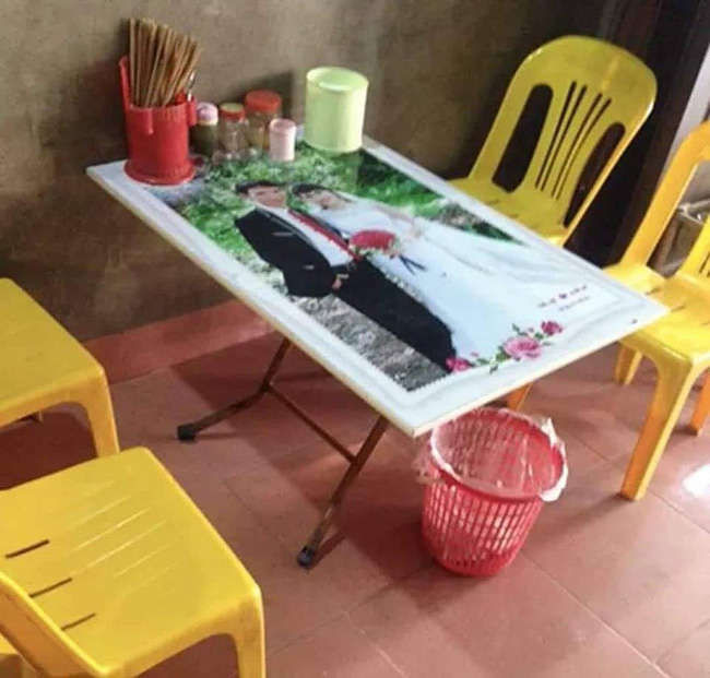 ... hay còn làm mặt bàn trong những quán nhậu.