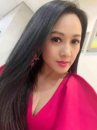 Trong suốt hơn 10 năm qua, mọi người dường như đã quen thuộc với hình ảnh thanh lịch của Hoài Anh khi xuất hiện ở khung Thời Sự 19H.