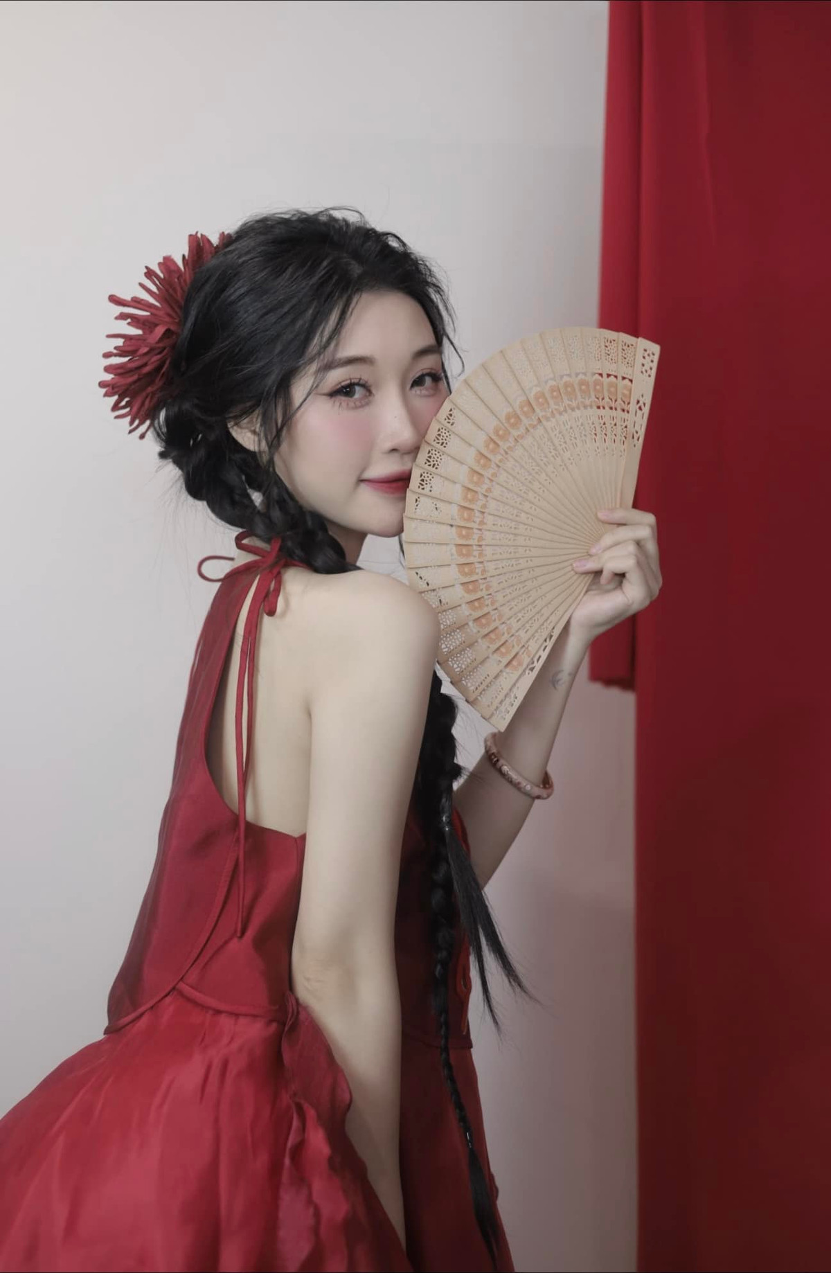 Một số ý kiến đã lên tiếng chỉ trích những hành động không tôn trọng quyền riêng tư của người khác.