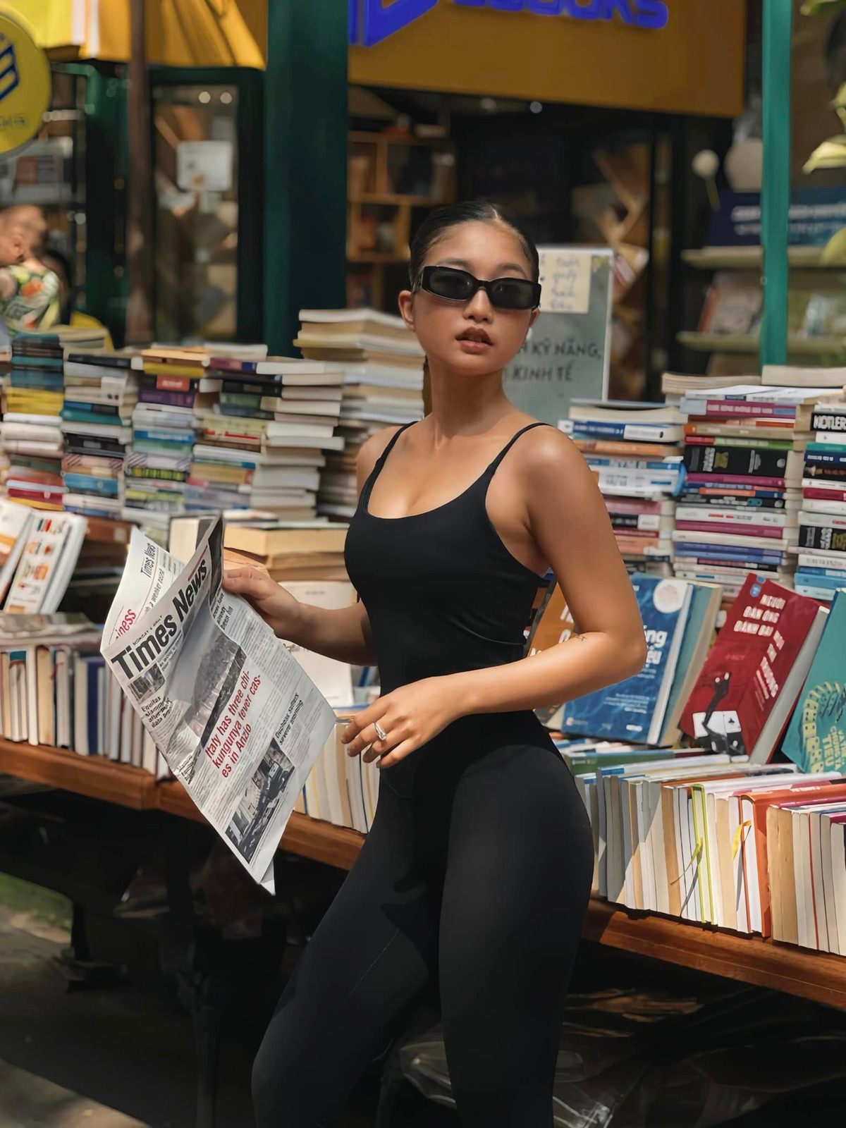 Kim Dung xây dựng cho mình một hình ảnh xinh đẹp, gợi cảm nhưng cũng rất cá tính.