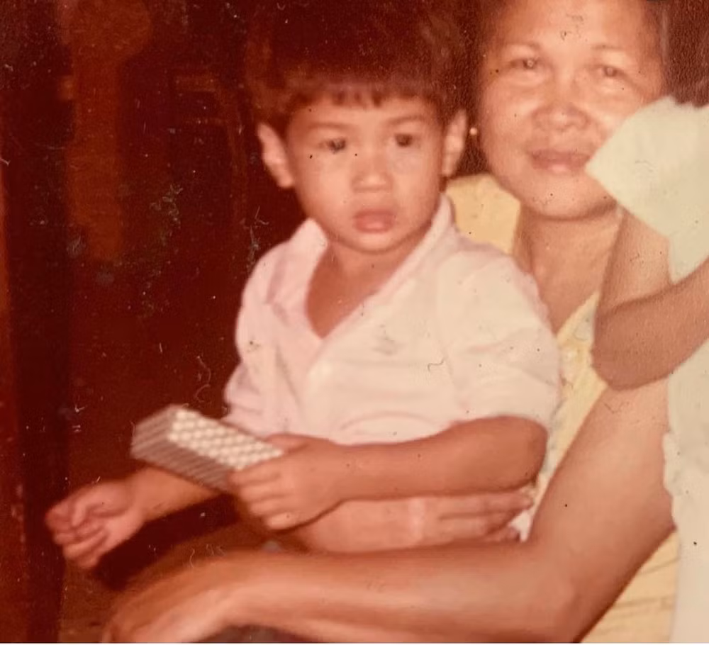 Hiện tại, chồng hot girl Linh Rin đang tự thành lập doanh nghiệp riêng chuyên về tổ chức sự kiện và đang điều hành 1 lúc 4 công ty.