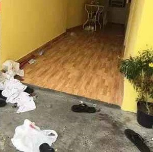 Vẫn biết dọn dẹp, chiều khách là công việc của người làm dịch vụ, nhưng ở bẩn và lôi thôi như vị khách này thì đến "quỳ".