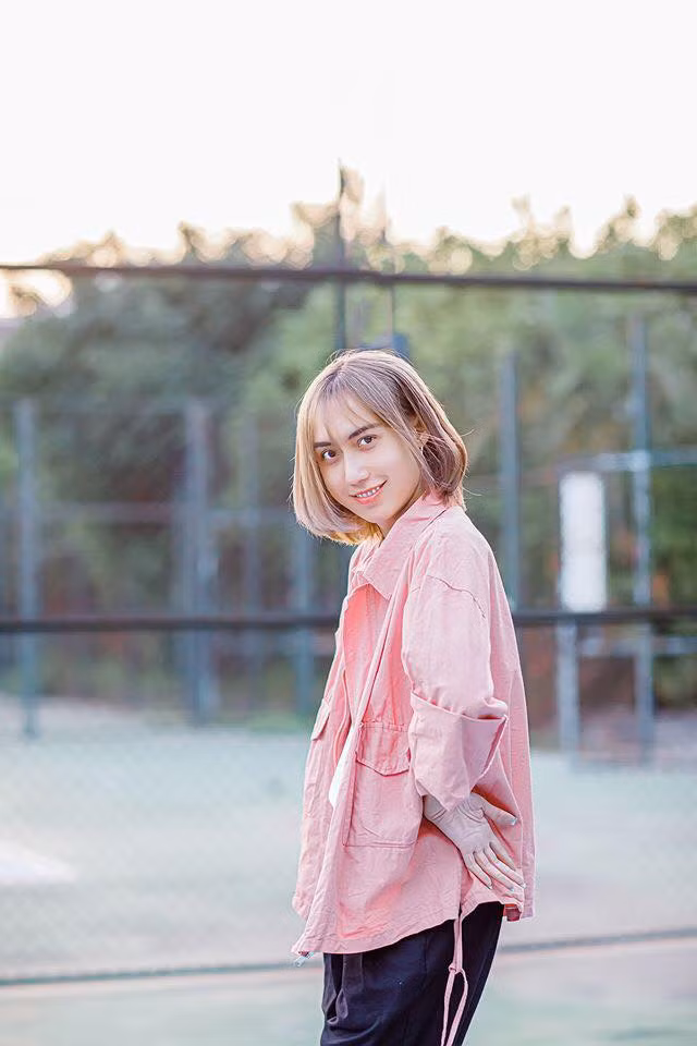 Cùng ngắm nhìn những hình ảnh nữ tính của Lynk Lee