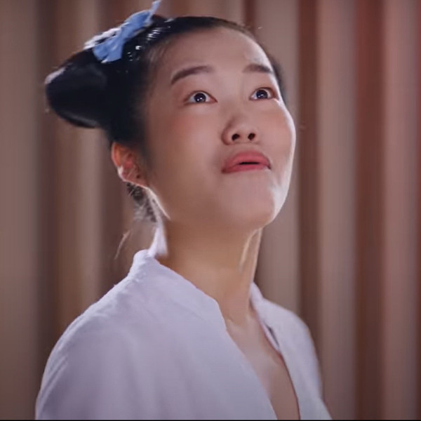 Lê Thụy hiện là một trong những TikToker thế hệ Gen Z được nhiều người yêu quý với gần 3 triệu lượt theo dõi. Cô nàng nổi lên với danh xưng là “cô gái bán quần xà lỏn”.