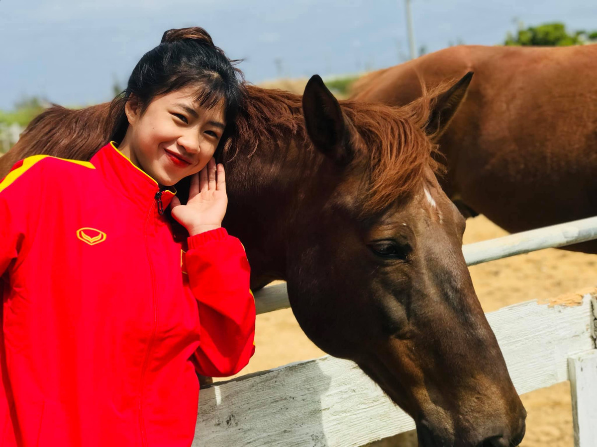 Nguyễn Thị Thanh Nhã sinh năm 2001, thuộc biên chế câu lạc bộ Hà Nội Watabe.