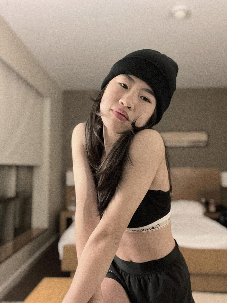 Thanh Nhã chia sẻ: "So với thời điểm bây giờ thì chúng tôi đã thay đổi rất nhiều hơn các cô ngày xưa. Trước đây quần áo và đồ ăn của các cầu thủ thiếu hơn rất nhiều. Bóng đá nữ hiện được đầu tư và quan tâm nhiều hơn. Chúng ta phải đánh đổi nhiều thế hệ để có chiến tích ngày hôm nay".