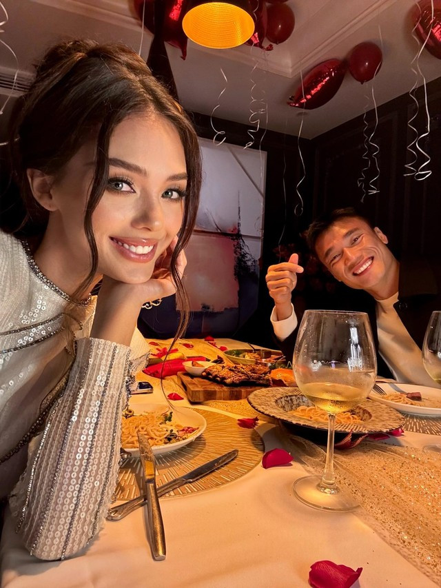 Bùi Tiến Dũng và Dianka công khai chuyện tình hồi tháng 9/2020. Đây có lẽ là cặp cầu thủ - WAG "nóng bỏng" nhất làng bóng đá Việt Nam. Đến năm 2022, cặp đôi tổ chức đám cưới kín chỉ có sự tham gia của gia đình và bạn bè thân thiết.