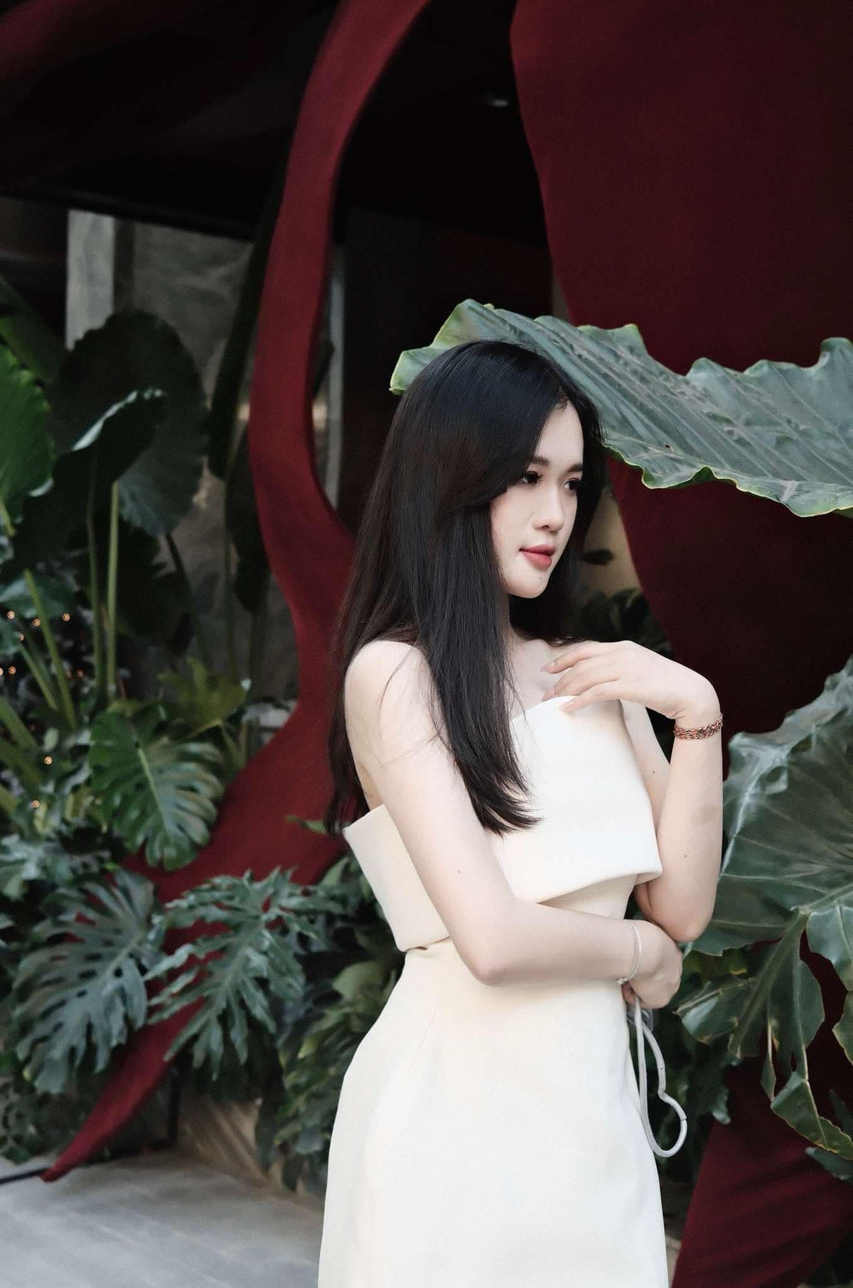 Không sinh ra trong gia đình có truyền thống binh nghiệp, nhưng ước mơ được khoác lên mình màu xanh áo lính là điều đã ấp ủ trong suy nghĩ của Diễm Quỳnh từ nhỏ.