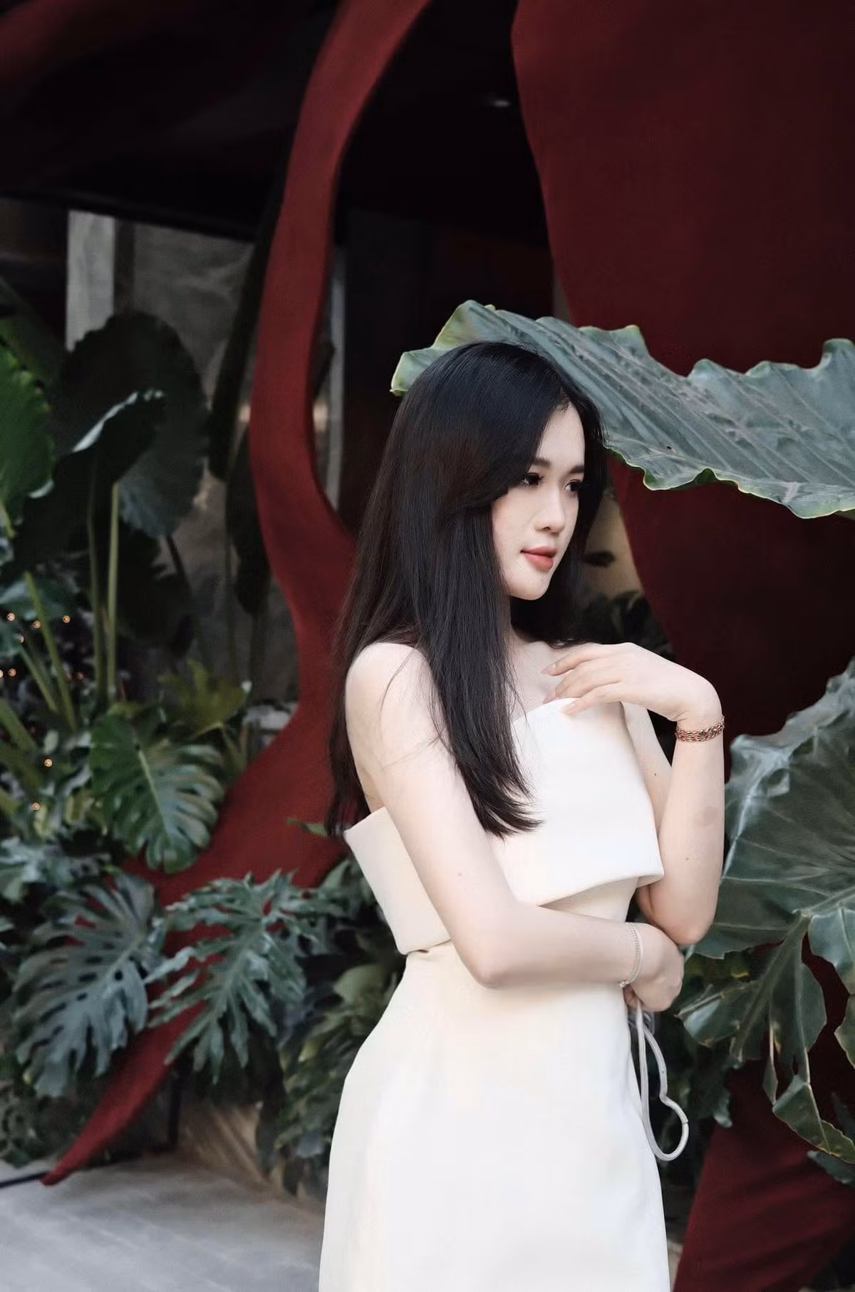 Không sinh ra trong gia đình có truyền thống binh nghiệp, nhưng ước mơ được khoác lên mình màu xanh áo lính là điều đã ấp ủ trong suy nghĩ của Diễm Quỳnh từ nhỏ.