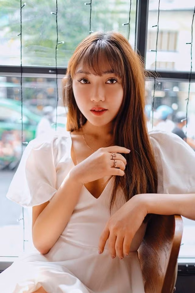 Beauty blogger Chloe Nguyễn cũng là cái tên nổi tiếng trên MXH, cô nàng cũng có xuất thân từ Đại học RMIT.