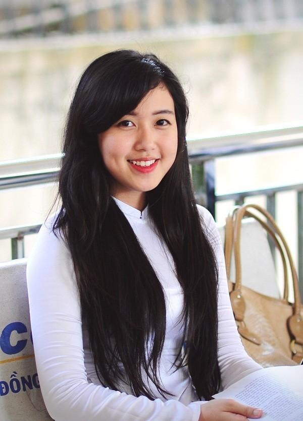 Sau tốt nghiệp THPT, Dương Thể Ny đăng ký dự thi vào trường Đại học Ngoại ngữ Đà Nẵng. Sau đó cô tập trung cho việc học tập, không tham gia hoạt động showbiz và không nhận lời mời làm người mẫu ảnh cho các cửa hàng thời trang.