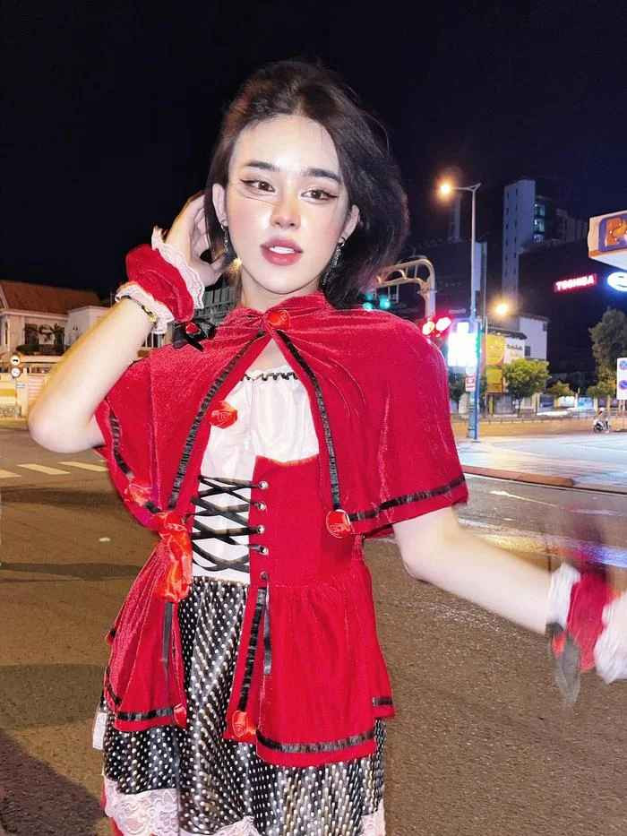 Theo đó Trần Đức Bo đăng đàn cầu cứu trên trang cá nhân với nội dung: "Trời ơi mới sáng sớm mà nhà gọi điện nói: 'Bên phường gửi giấy về khám nghĩa vụ quân sự nè con ơi'. Nghe như sét đánh ngang tai vậy, cứu em mọi người ơi, no (không - PV)!".