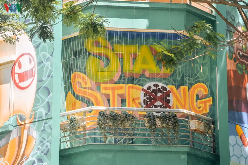 Được biết, tác phẩm này được hoàn thành trong vòng 30 ngày.